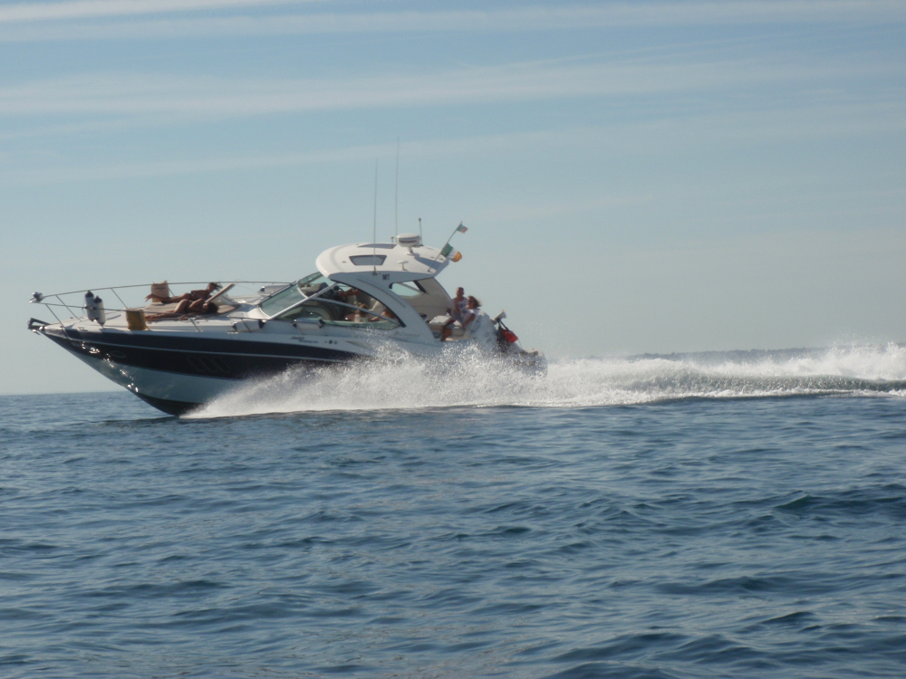 Speed Boat Cruise - Vilamoura - Champagne cruises vilamoura